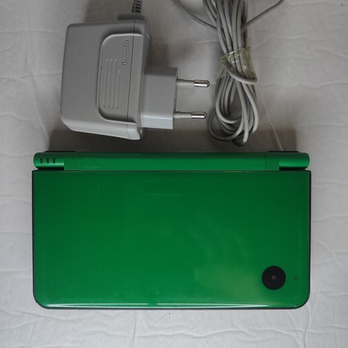 Console nintendo dsi verde - nintendo,