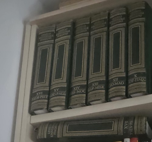 Treccani lessico universale - treccani,