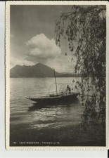 BELLA CARTOLINA LAGO MAGGIORE TRANQUILLITA' GROSSA BARCA DA PESCA A REMI
