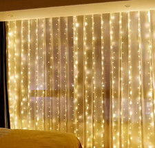 Tenda Luci LED 3 x 3 Metri - USB - Telecomando - Decorazione Casa Natale