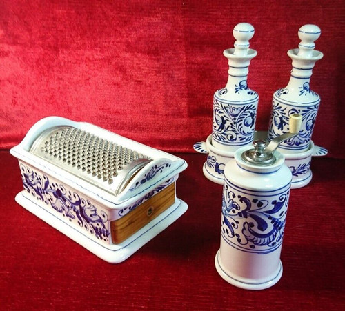 Service condiments 5 - service,