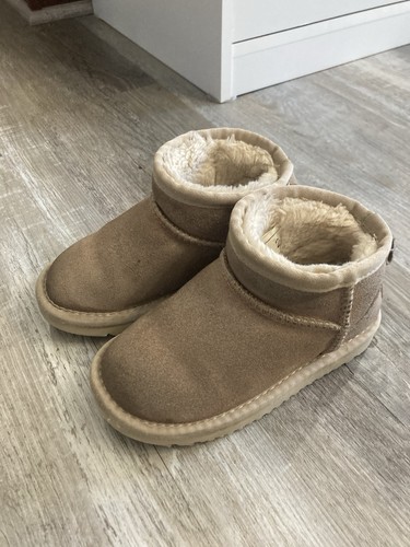 Bambina taglia uggin - taglia,