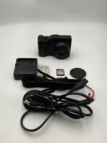 Fotocamera digitale compatta