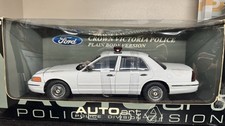 Carrozzeria liscia 1/18 AutoArt Ford Crown Victoria 72707