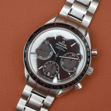 Omega Speedmaster Racing -