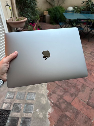 Apple macbook pro i5 - 13",