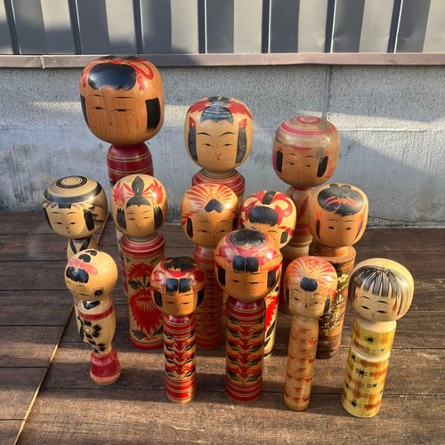 Bambole kokeshi tradizionali - kokeshi,