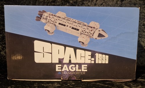 Space 1999 eagle - space,
