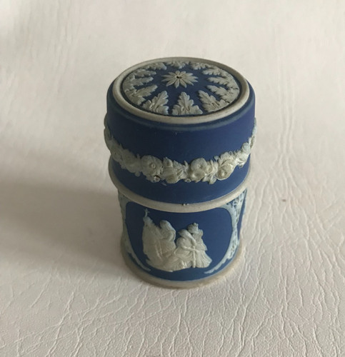 Vintage wedgwood blue jasper - blue,