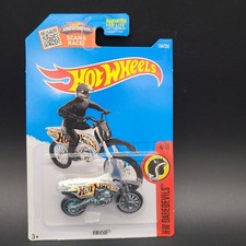 Hot Wheels HW450F Dirt Bike