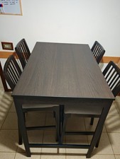 IKEA Tavolo E Sgabelli