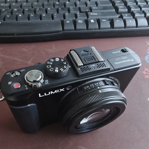 Panasonic dmc lx7 - panasonic, 10,1