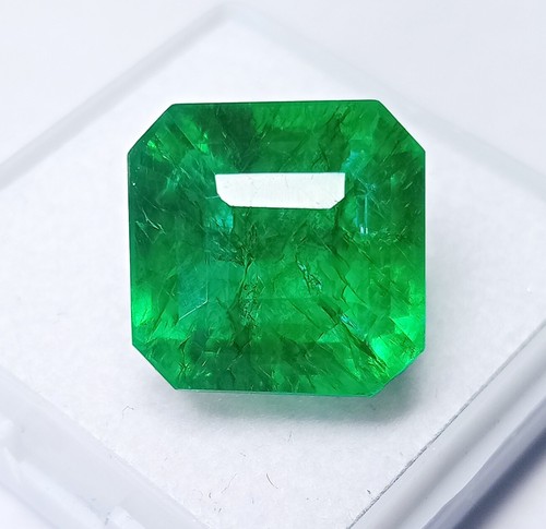 Smeraldo verde colombiano