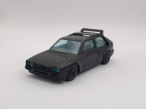 Lancia delta stradale - delta,
