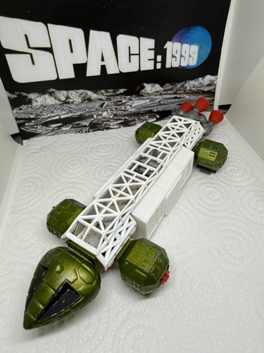 Dinky toys eagle freighter - dinky,