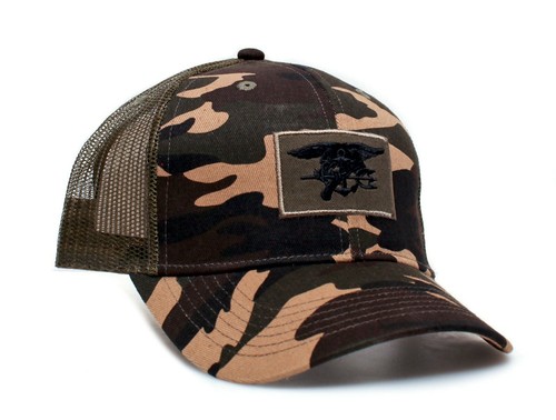 Cappello mimetico militare
