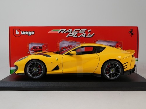Burago bburago ferrari 812 - burago,