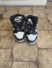 Nike Dunk Low Retro Sneakers