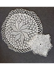 SET 2 CENTRI  REALIZZATI A MANO AI FERRI