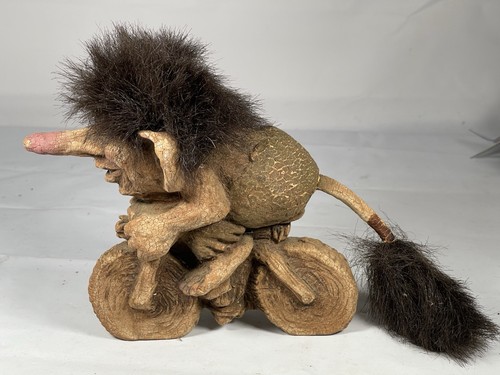 Nyform troll 251 - 251, handmade