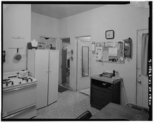 Lencio Beltramo House, 323