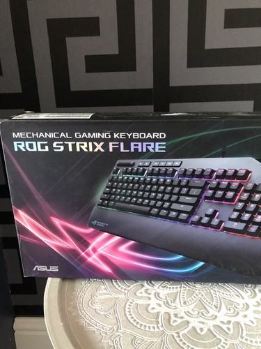 Asus rog strix flare - xa01, jp