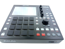AKAI PROFESSIONAL MPC ONE 16