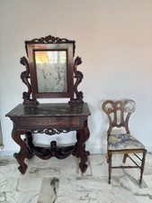 Toletta antica in marmo e