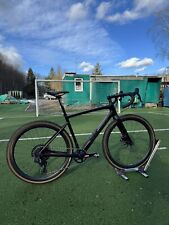 BICI GRAVEL CARBONIO