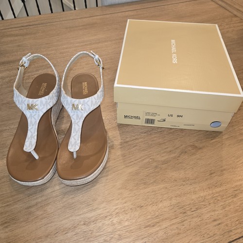Michael kors logo laney - michael,