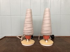 Coppia Di Abatjour Anni 50 Lampade Tipo Stilnovo In Metallo E Vetro Incamiciato