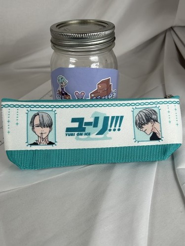 Victor nikiforov makkachin - nikiforov,