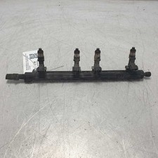 06A133317AN tubo flauto iniezione carburante benzina VW Caddy 2.0 2006-15 iniett