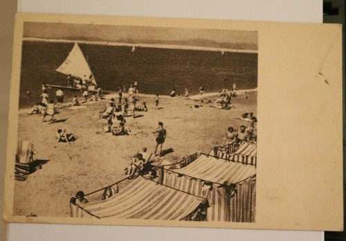Fiume spiaggia animata - , con