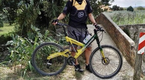 Classic mountain bike - classic,