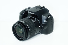 Canon EOS 250D + Obiettivo EFS