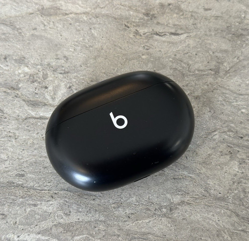 Beats dre - by,