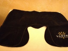 Cuscino gonfiabile da viaggio in simil  vellutino nero, nuovo con custodia.