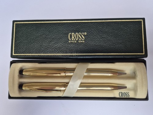 Stunning vintage cross 10kt - vintage,