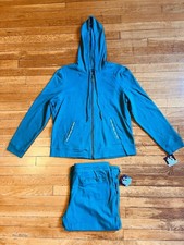 Gloria Vanderbilt Tuta