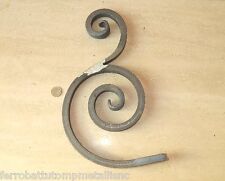 voluta in ferro battuto con