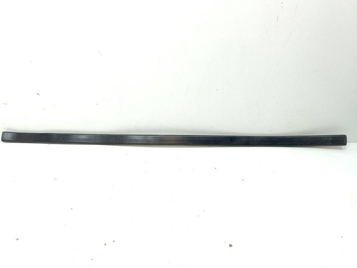 Modanatura splitter paraurti