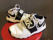 NIKE ?SNEAKERS BIANCHE E NERE CON LOGO N 36 ⭐️???