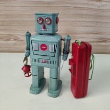 TR2050 robot pattuglia