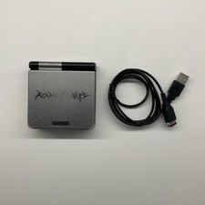 Nintendo Game Boy Advance SP