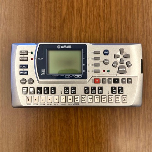 Yamaha qy100 sampler sequencer - qy100,