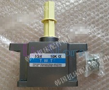 Quantità:1 NUOVA DT400