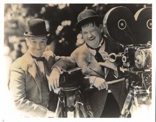 Laurel & Hardy dietro la