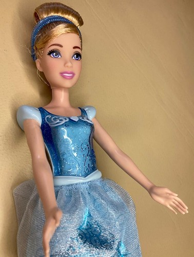 Bambola cenerentola disney - bambola,