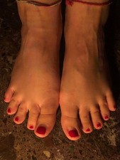 Foto piedi, video e calze